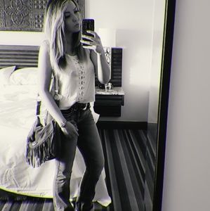 Meet your Posher, Kathryn